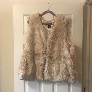 💛Cream Faux Fur Plus Size Vest💛